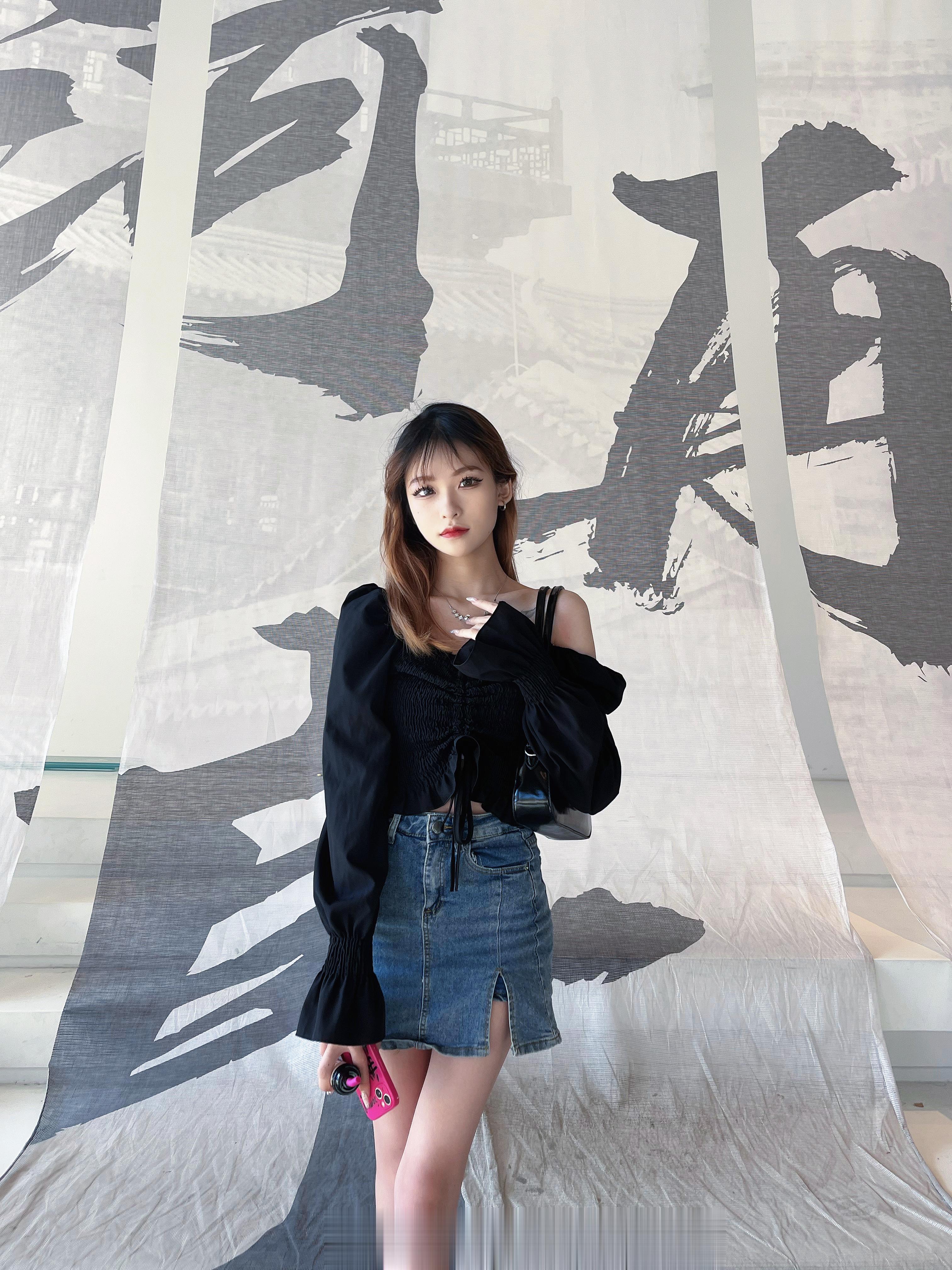 露个脸  ​​​