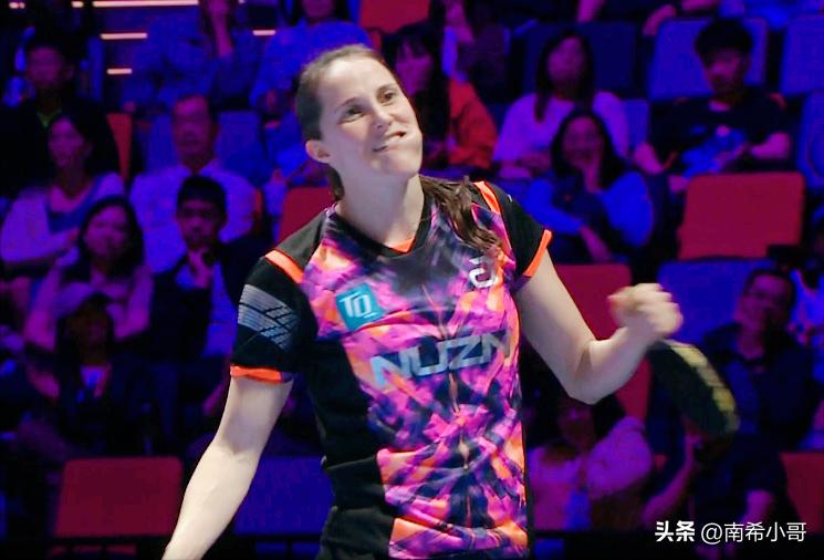 王艺迪为何0-4输给了莎宾温特？侯英超一针见血指出，这是天然的打法相克，
大迪的