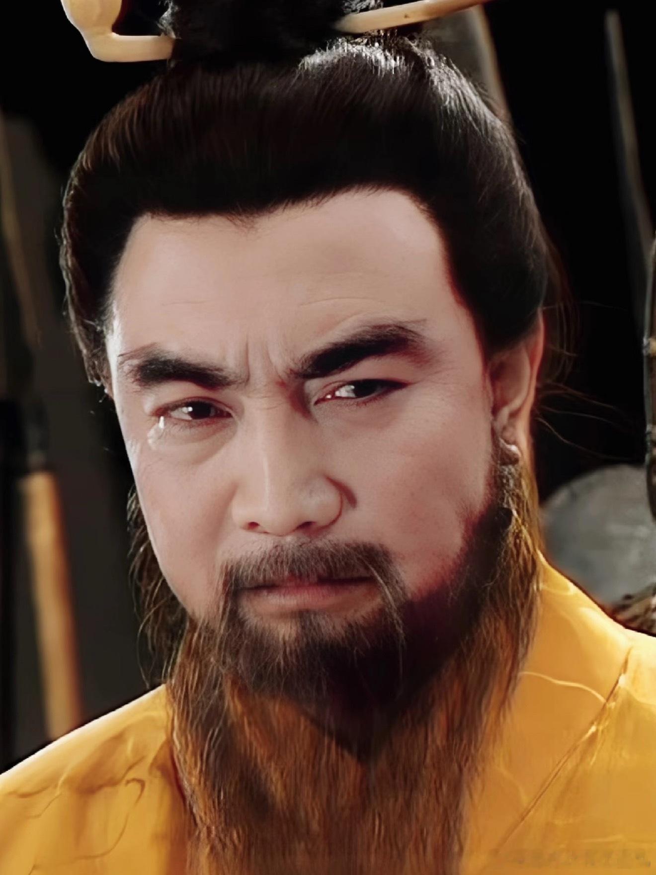 这些天看老三国，对曹老板好感飙升～虽说三国小说偏袒蜀国，贬低曹魏。年幼时也是喜欢