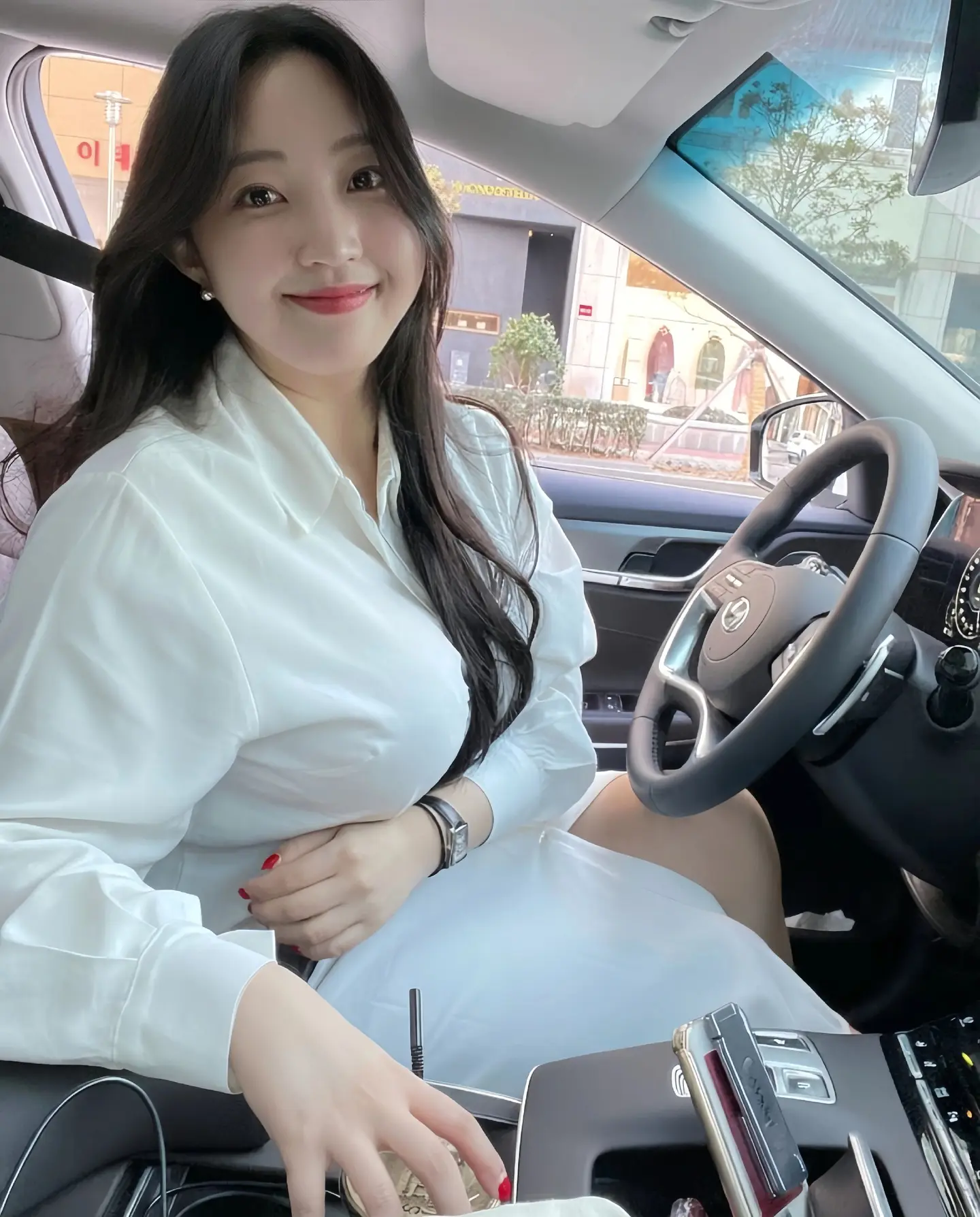 微胖辣妹穿搭 优雅职场穿搭 白衬衫裙套装 韩剧女主穿搭 辣妹穿搭分享