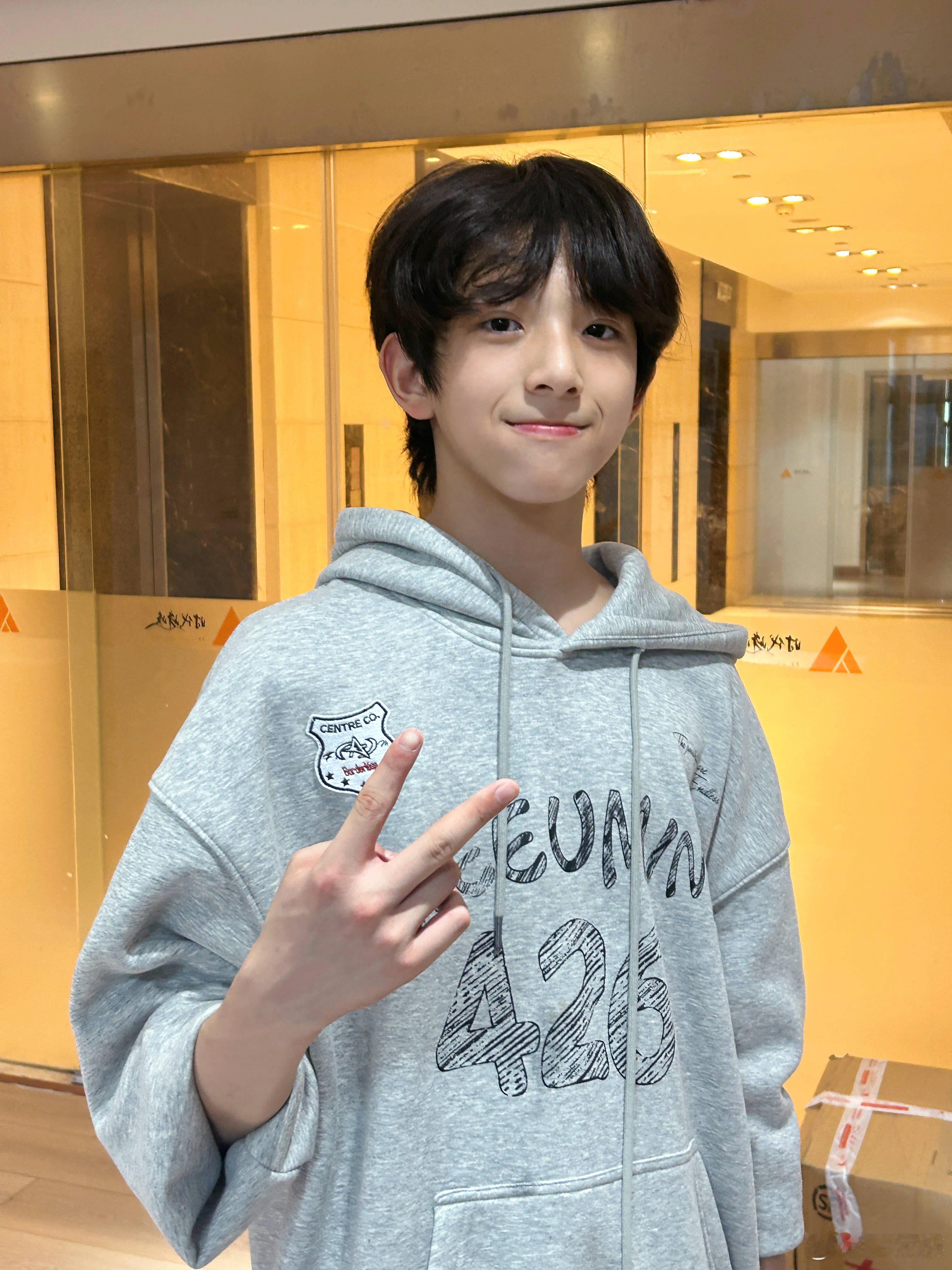 陈浚铭[超话] 🎸陈浚铭 四代全能门面ace 🎸陈浚铭 四代顶级rap担 I