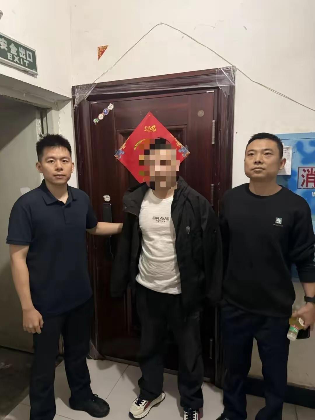 偷盗上瘾，贼心不改！一只专吃窝边草的“兔子”被逮
近日，株洲天元区一市民将车停在