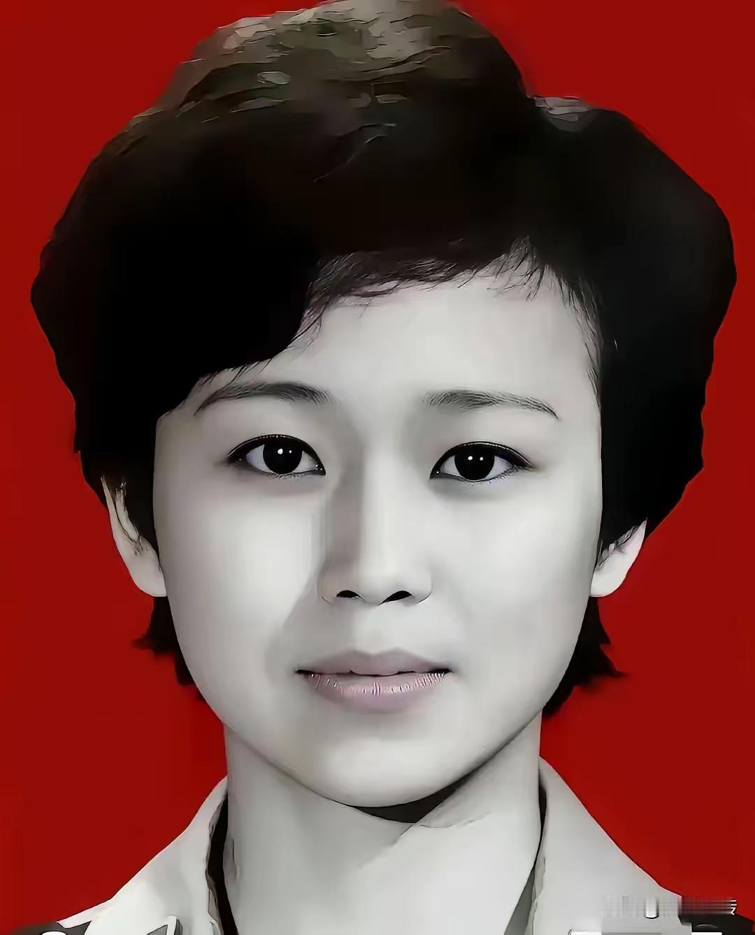 年仅18岁镇守老山前线！唯一获专项荣誉女兵，真正值得全民铭记
 
中国共产党的优