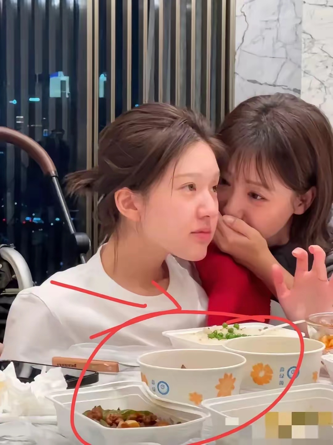 娱乐圈到底要多红才能不被霸凌欺负？前阵子虞书欣被剧组欺负的余热还没退完，现在又是