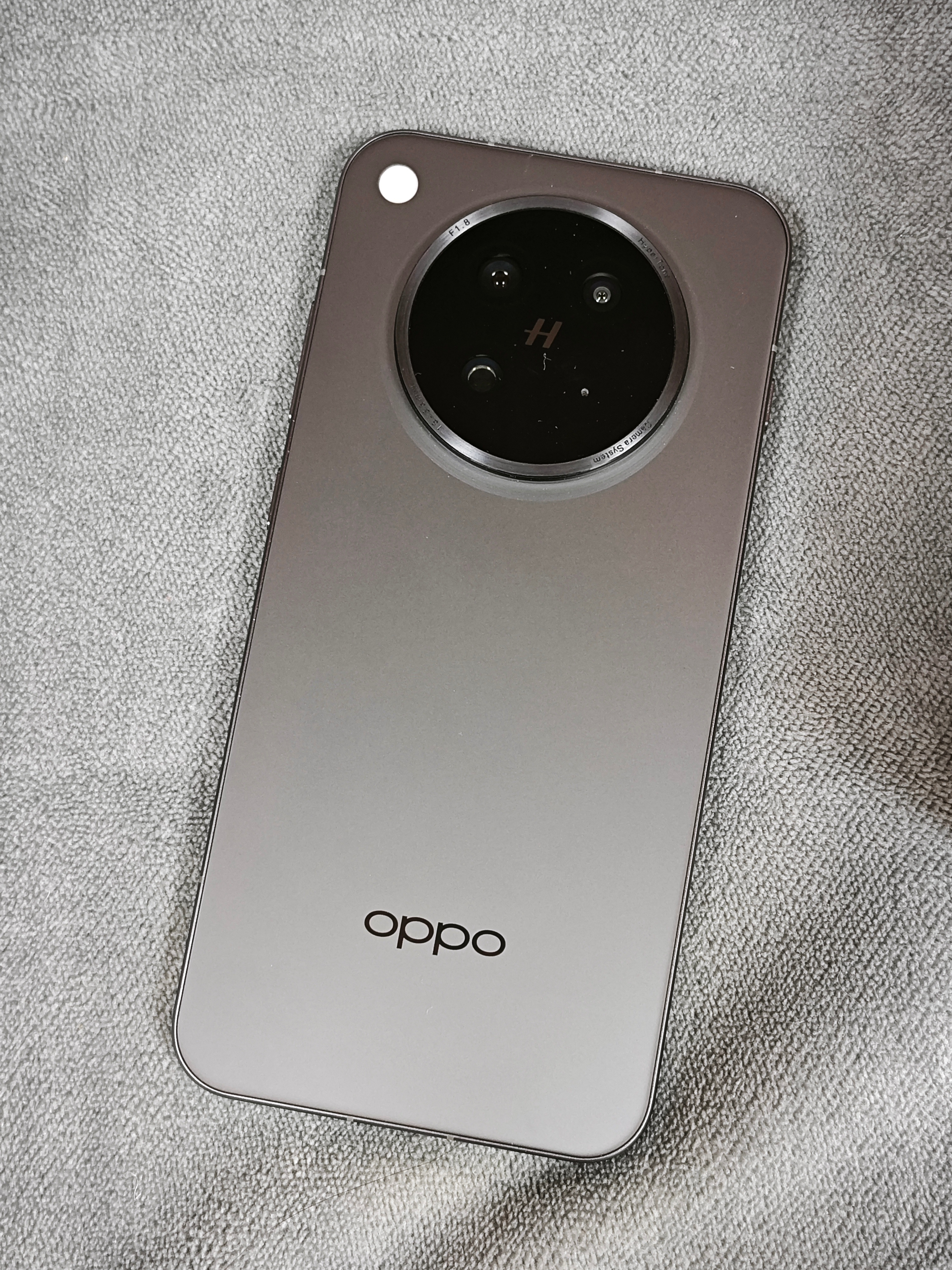 OPPO Find X8s 购买及回收联系方式见图 