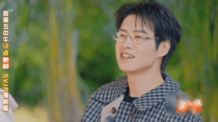 周五晚高疯甜蜜剧本上新了这个周五晚高疯还是太会玩了！！王传君杨迪导演甜蜜剧本上演