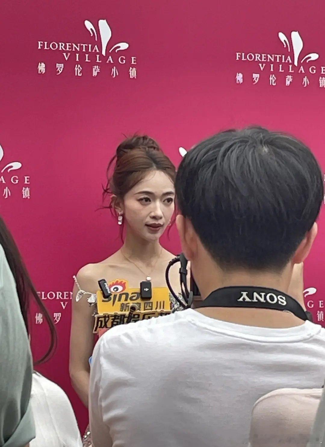 终于不用焦虑了，原来明星的后置也是这个样子 ​​​