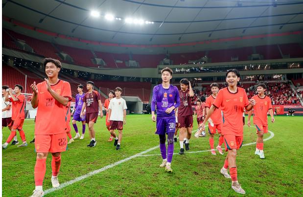 国足U17战胜河床U17!上海明日之星冠军杯无败绩！

8月7日，2026年上海