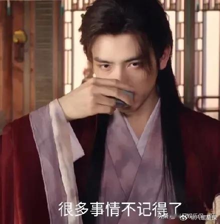 《献鱼》，陈飞宇面瘫脸永远下三白看人，这回想蹭老爸陈凯歌的名头都不好使了，女主香