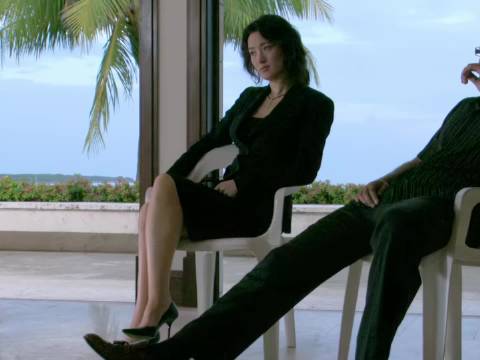 #网传巩俐毕业论文#
很多人刷屏的巩俐手写论文，其实并不是毕业论文！
这份手稿是1986年巩俐在中央