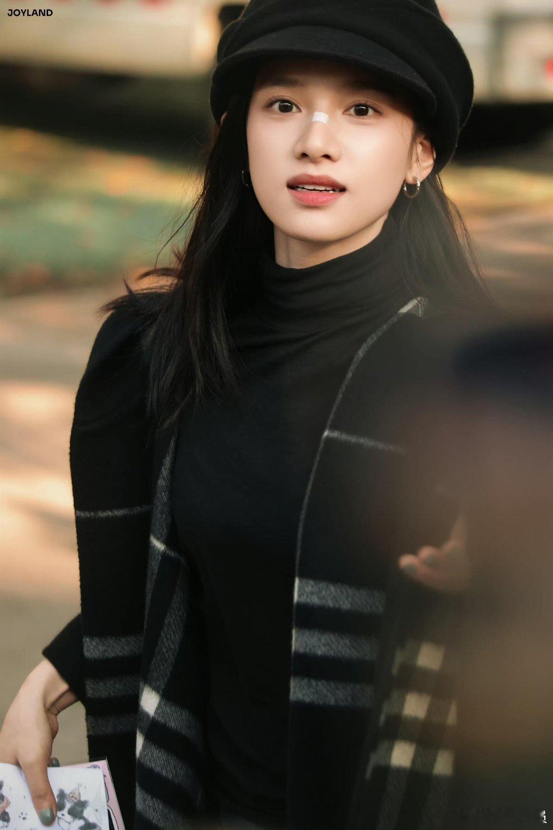 OMG 内娱95花最美的一个。。。 