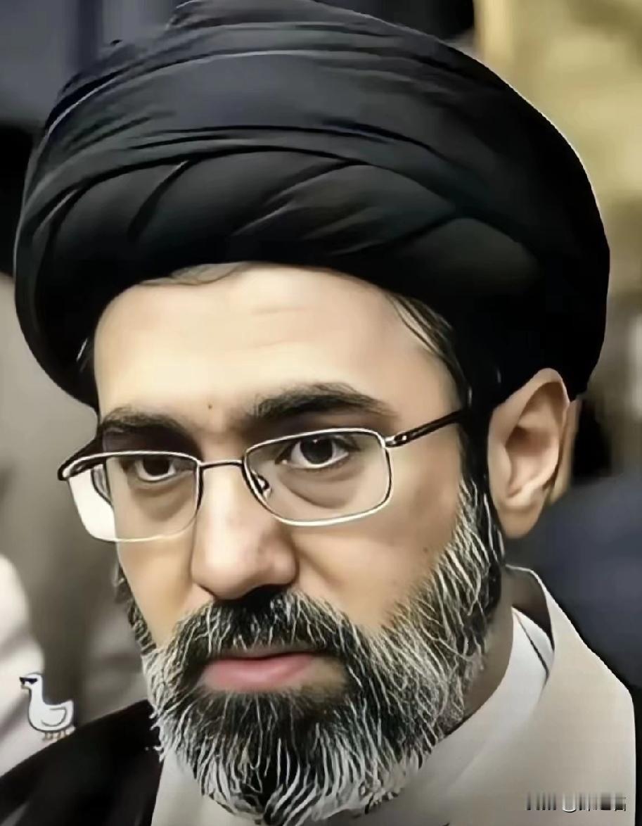 伊朗亮出“地狱级”报复清单：敢动我电厂，就让全球一天少产2500万桶油

这不是