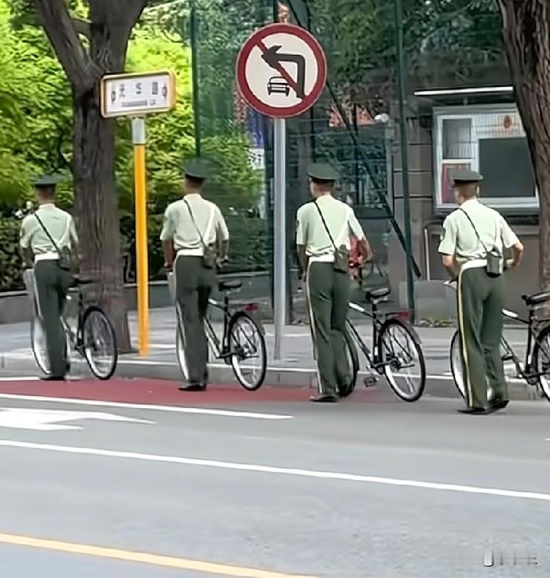 哇塞！“最帅骑行天团”来了！北京武警骑行天团太帅了！[赞]


因为通勤路程比较