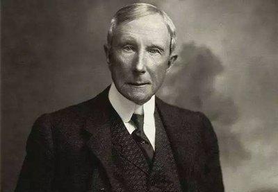 100多年前，美国亿万富翁洛克菲勒砸下12.5万美元，买下破旧的北京豫王府。此后