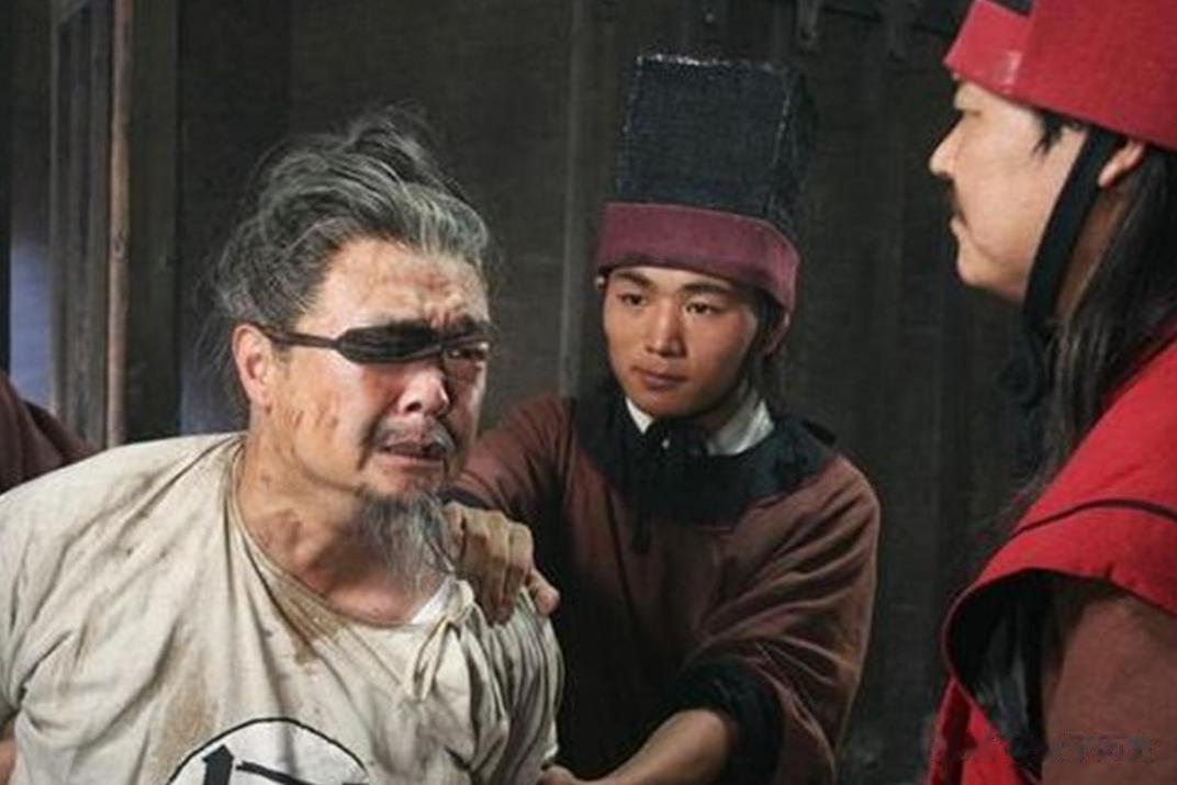  古代刑罚众多，其中有不少都很残忍，随着时间的推移渐渐就被取缔了，但砍头刑罚一直