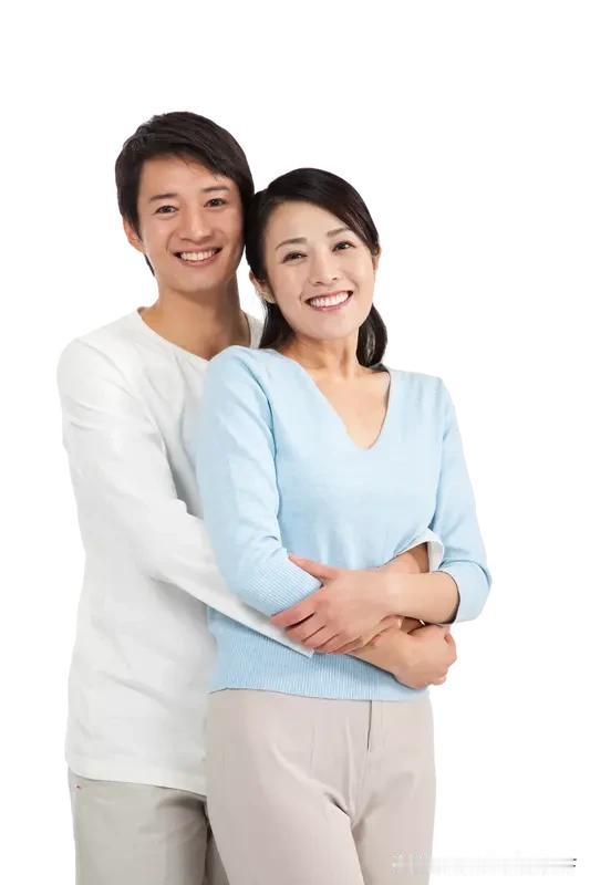 成年人的感情真相：不心疼你的人，再对也没用
 
活到这个年纪，走过几段感情，也见