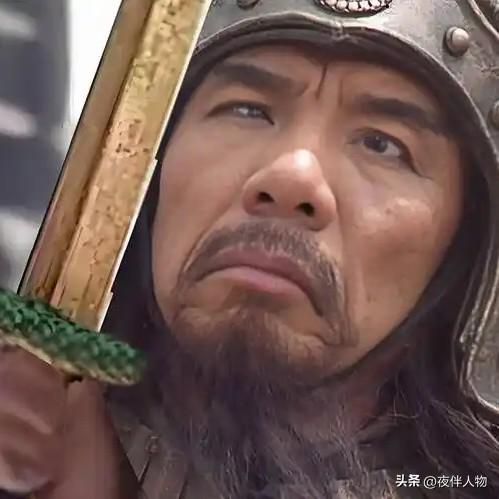 魏宗万说：“红不红算个屁，演得像才是真本事，名气是虚的，角色落地才是演员立身之本
