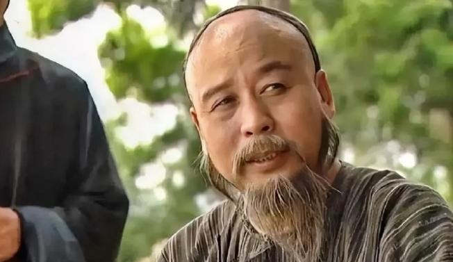 吴三桂手下不是没有能人，谋士刘玄初告诉吴三桂，不要杀永历帝，吴三桂不听，跑到缅甸