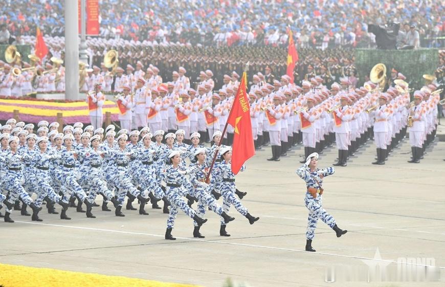 2025年9月2日越南八月革命胜利暨九•二国庆节80周年庆典及阅兵，这是女军医方