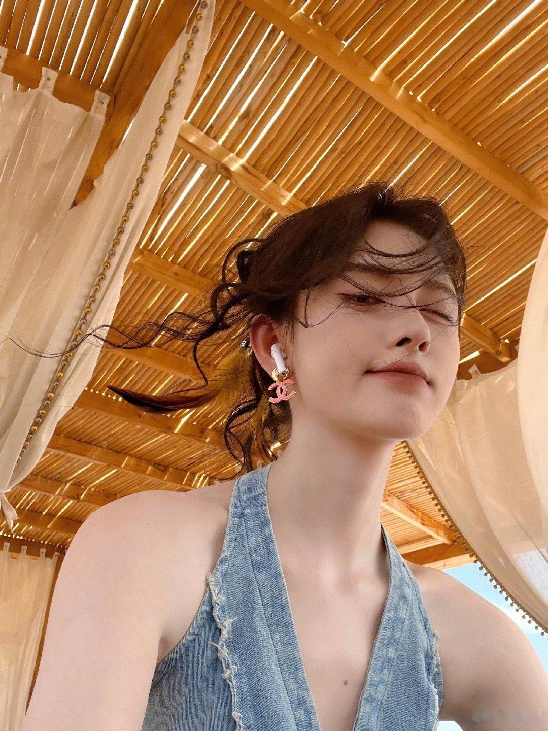鞠婧祎 jjy鞠婧祎姜黎非jjy 鞠婧祎千香 不是我喜欢的样子你都有，而是你所有