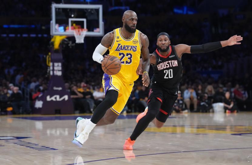 NBA 季后赛詹姆斯 追梦格林盛赞老詹🤩直言其赛场掌控力堪比下国际象棋，火箭无