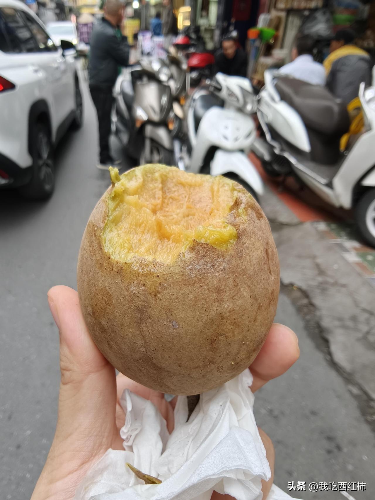 20岁出头的时候，我觉得自己百毒不侵。
	
衣服只买几十块的，超过五十块都不买。