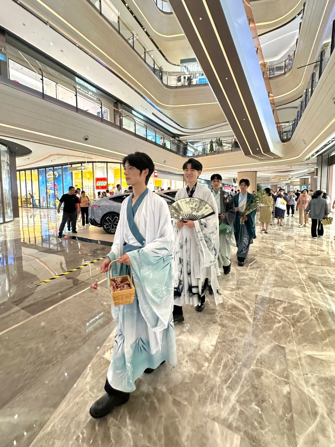 重庆的端午氛围已经遥遥领先。。。🌿