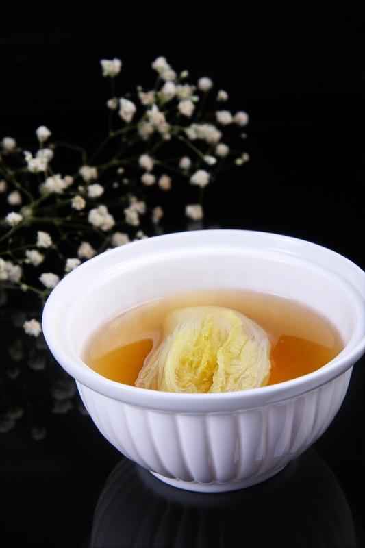 分享你近期喜欢的美食羊肚菌煲汤美味佳肴又营养美容。