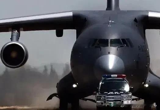 接英雄回家！运-20B首次赴韩接迎志愿军英烈

主角是咱“胖妞”运输机的全面升级