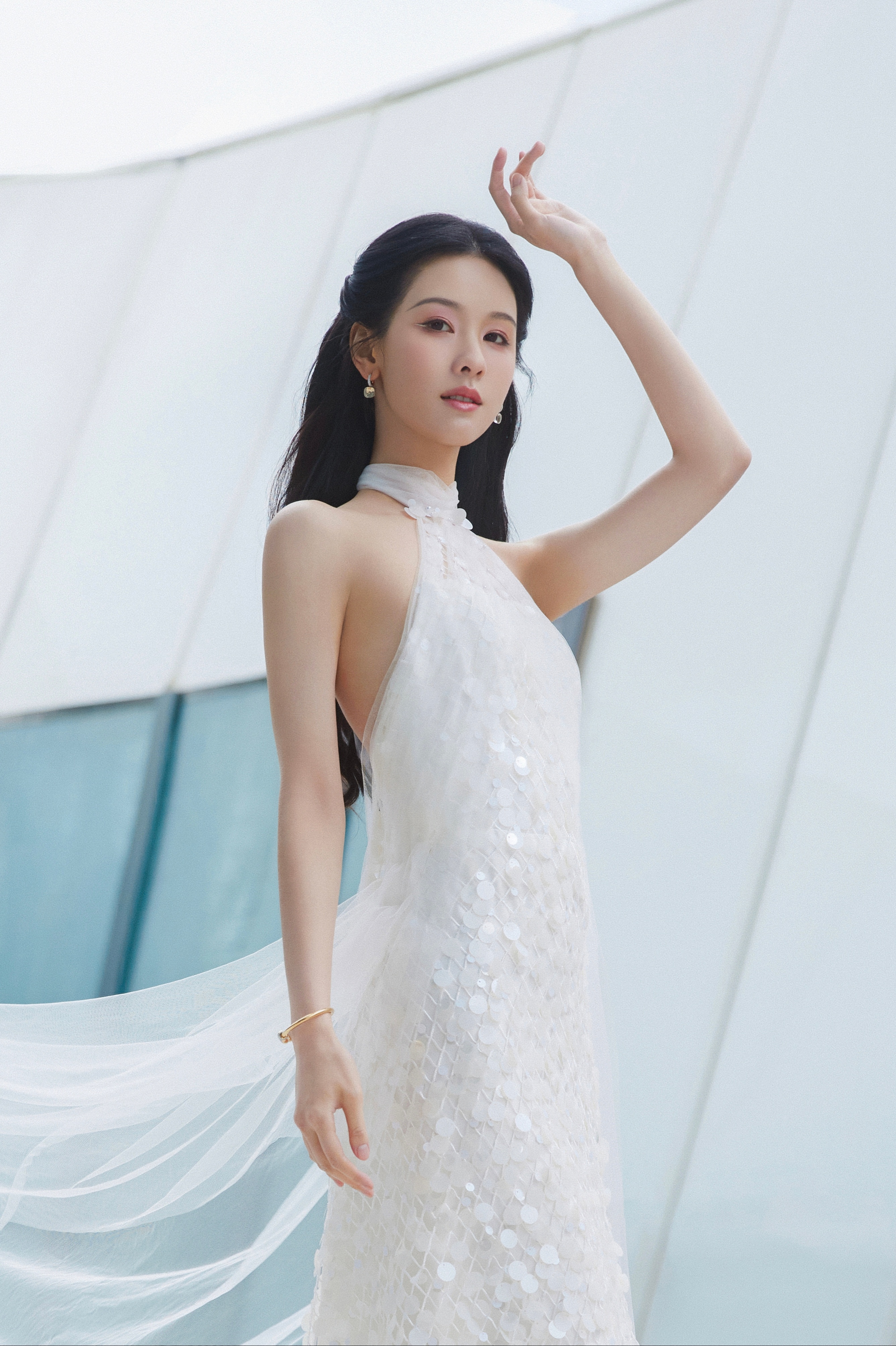 陈都灵一比心全场都红温了这么权威的脸出现在内娱✨ ​​​