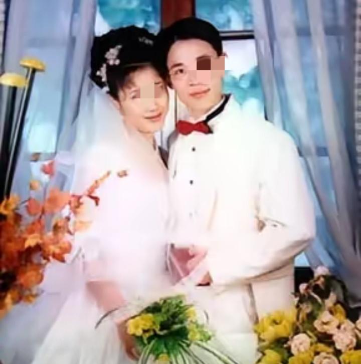 上海法院这波判决太解气了！23岁小伙为表忠心，把父母留下的千万房产99%份额过户