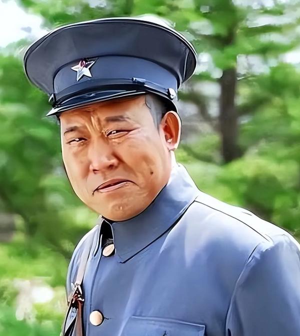 演了一辈子坏人，68岁的杜旭东却是最硬气的爹，女儿怀孕6个月遭前夫冷暴力，他拍板