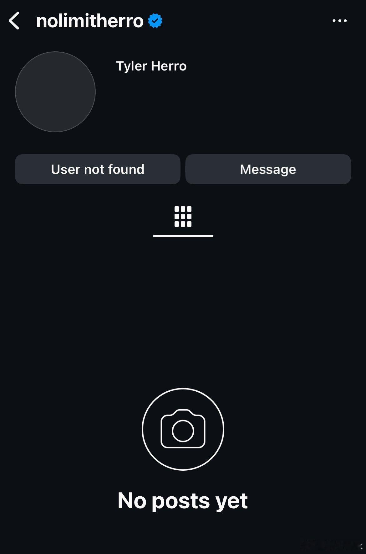 杜兰特被交易到火箭后，希罗直接关闭了自己的社交媒体，以此表达对管理层的不满NBA