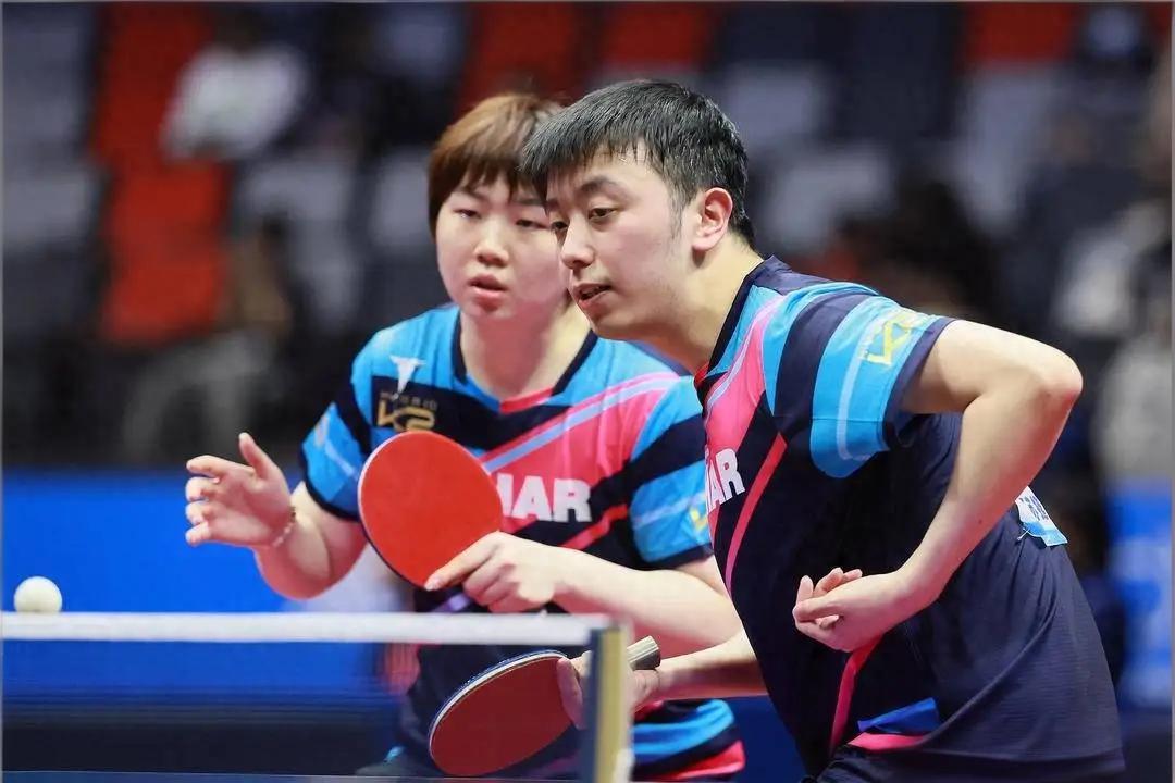 【蒯曼该换混双搭档吗】涉世未深，还是要少说话，蒯曼接受访谈，坦言更喜欢女双，或许