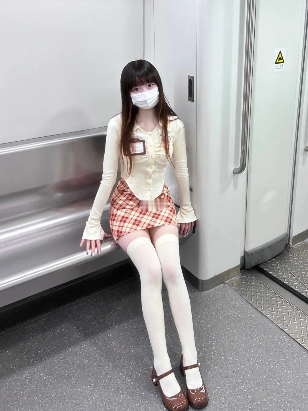 甜妹出行૮ ฅ'ㅅ'ฅა