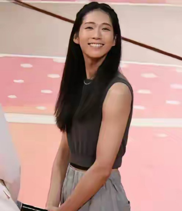 霍启山为什么会弃江旻慧选那然，难道那然是混血儿长得比较漂亮吗？ ​​​