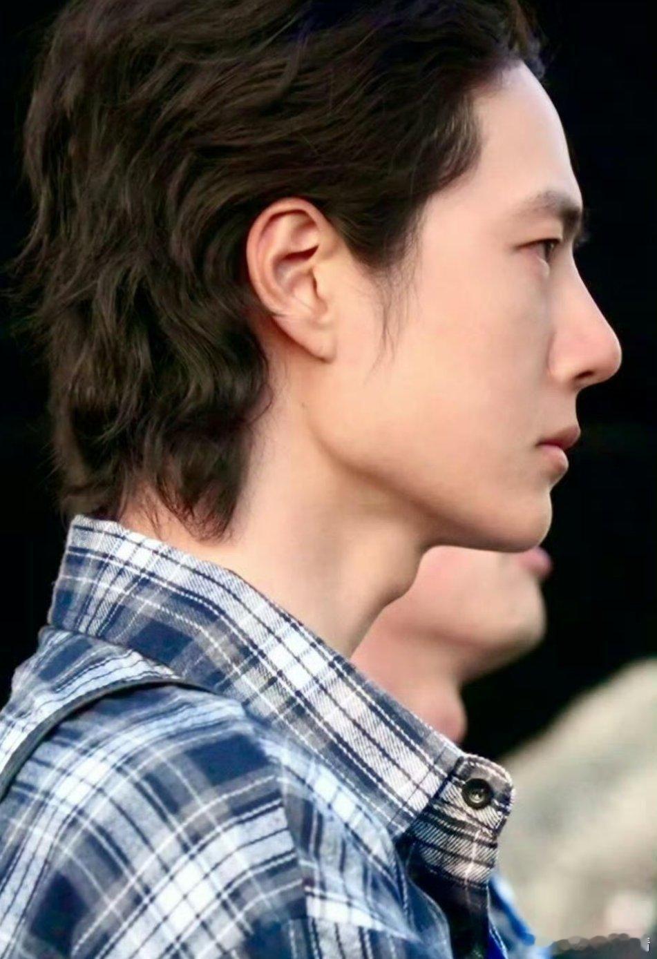 28岁王一博素颜状态这个素颜状况如何？ 