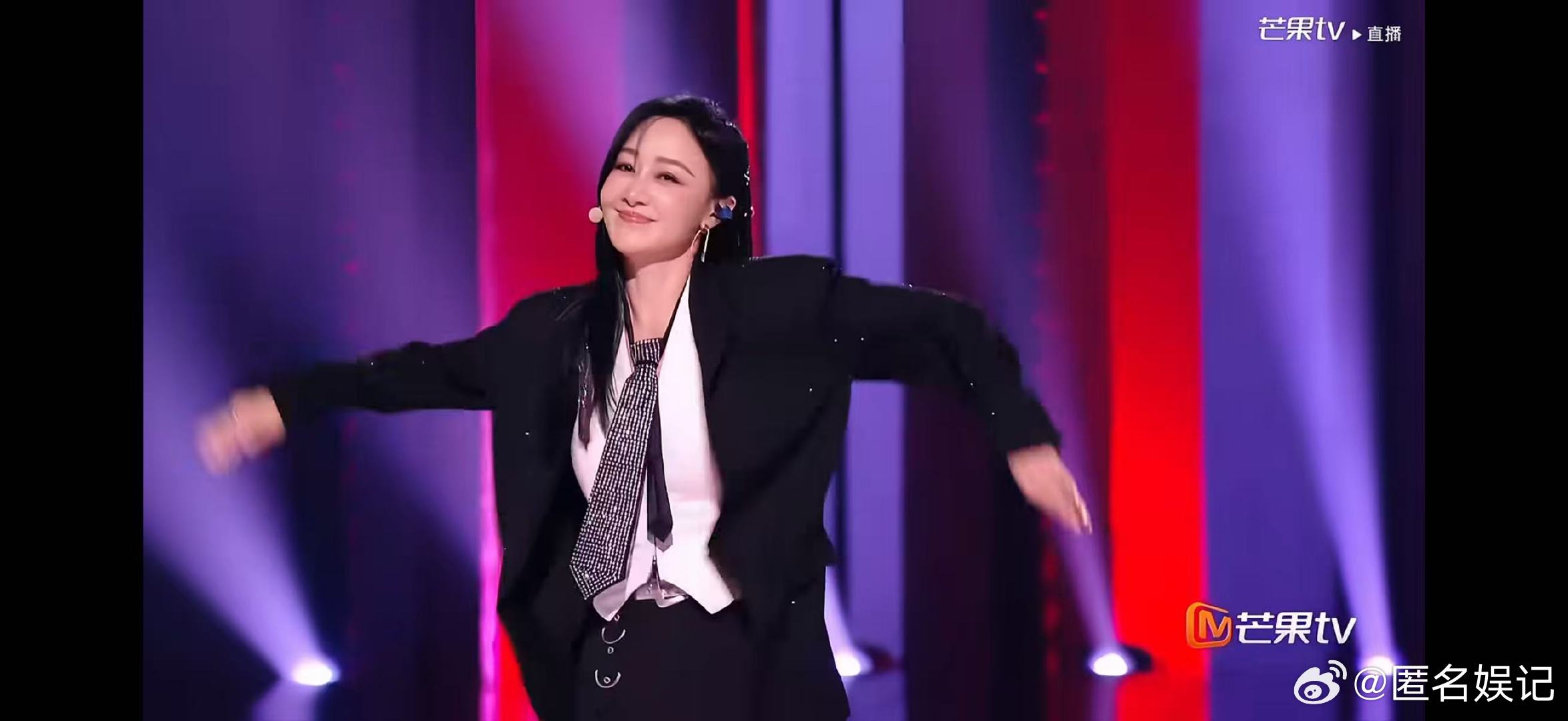 赵子琪大大方方的乘风初舞台直播乘风2026不怯场不敷衍，赵子琪大大方方迎接挑战，
