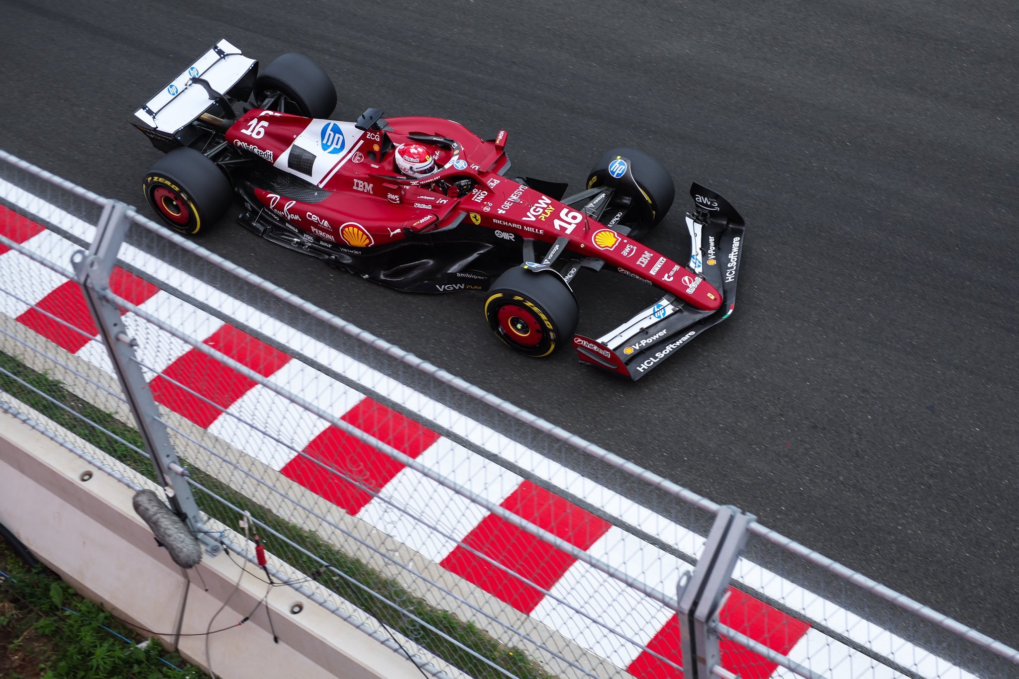 2025F1匈牙利大奖赛 窝法的策略组，又要拖乐扣的后腿了吗，一打二好难搞啊🤕