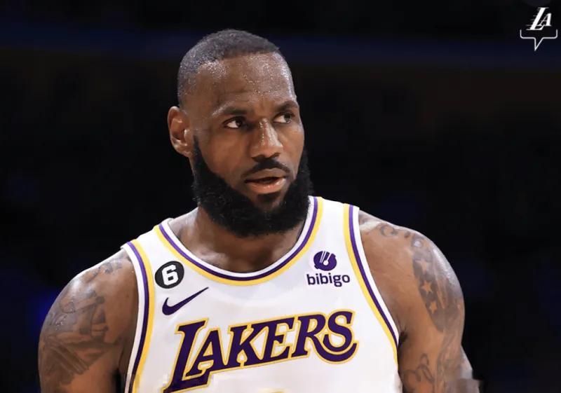 NBA Ramona：詹姆斯上赛季结束后基本就决定离开，双方已经翻篇！今日，ES