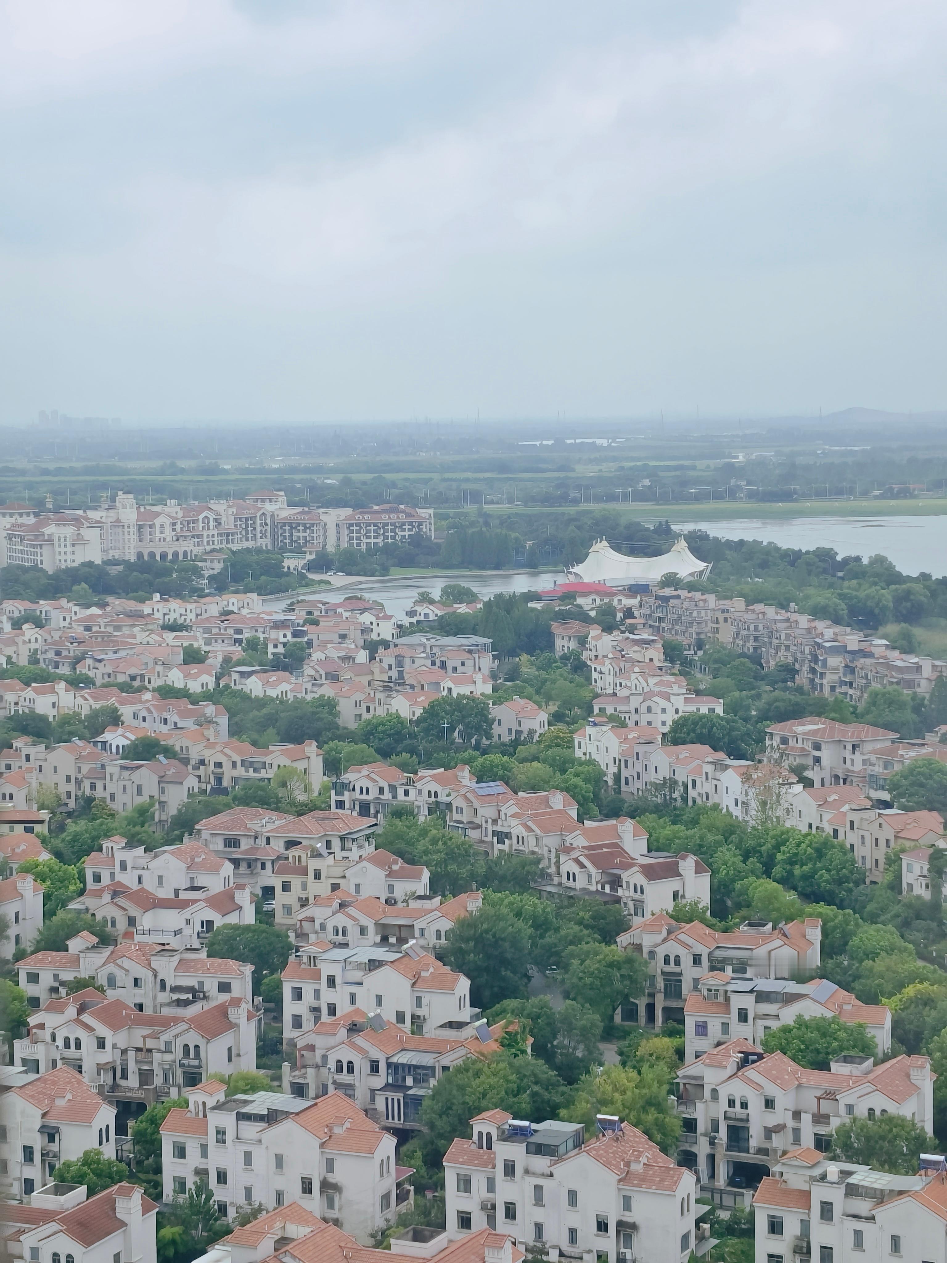 青春快乐岛 很多🏠啊 ​​​