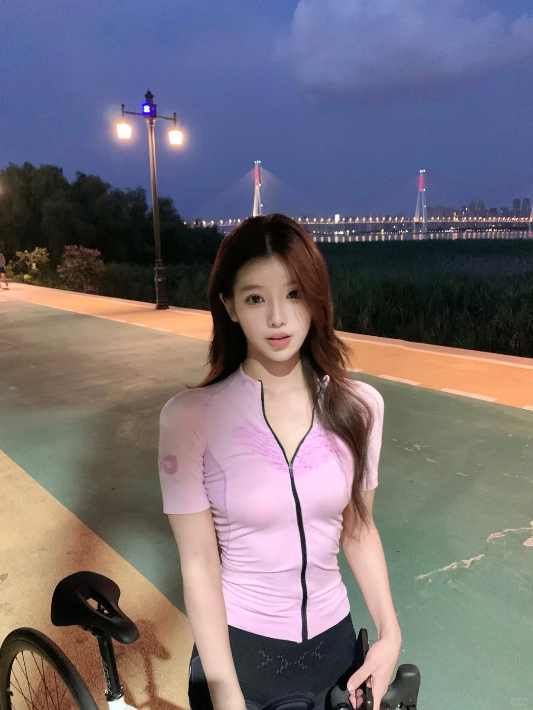 蓝调时刻🚴‍♀️
