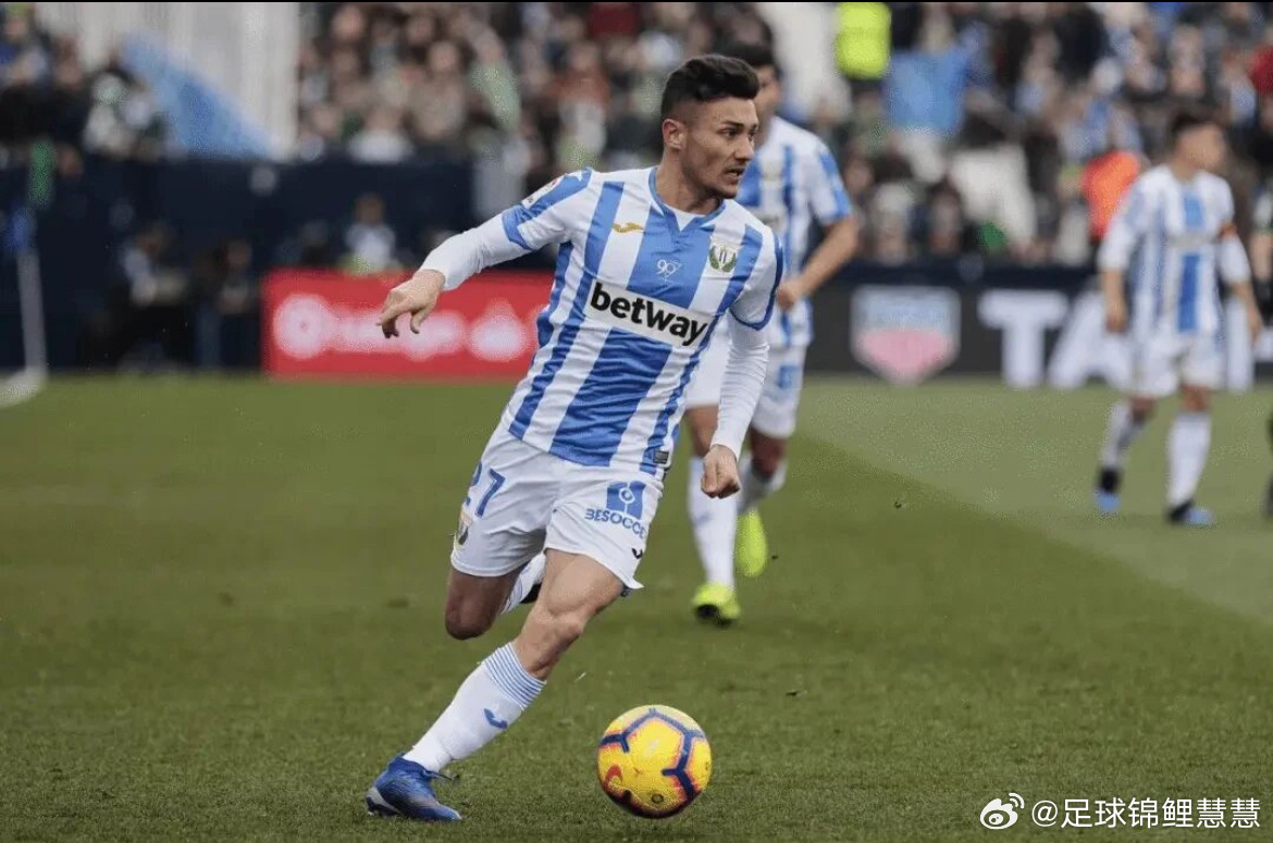 周六 西甲看法009 奥萨苏纳vs马洛卡 西甲第10对阵第18，两队积分相差9分