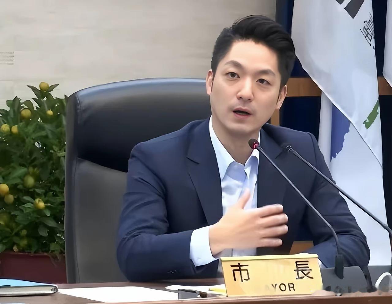 是否邀请郑丽文助选？据台媒报道，6月20日蒋万安、李四川的回应如出一辙：按照国民