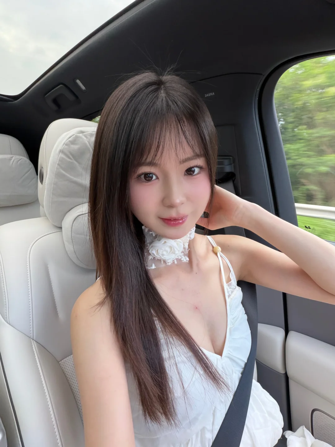 白色真的好纯欲～