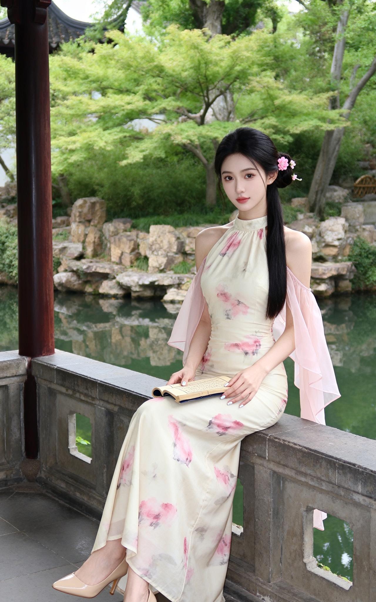 新中式美女穿搭