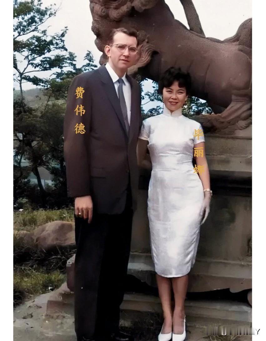 这才是费伟德与毕丽娜年轻时的真实样貌，那时候的英俊帅气，毕丽娜美丽动人，两人郎才