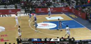 刚好赶回来看最后两分钟 中国男篮vs中国台北男篮