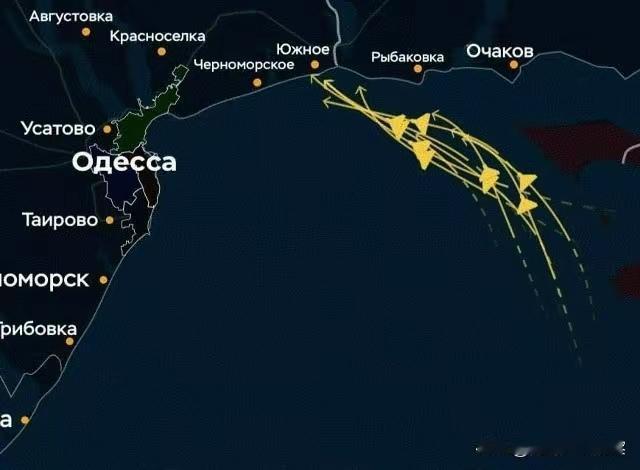 3. 俄油轮四天内三艘遭袭 空袭敖德萨港口报复：四天内三艘俄油轮遭袭，普京警告扩