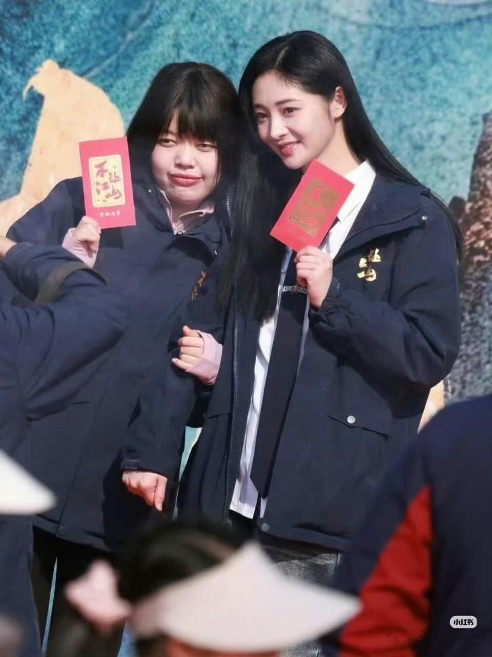 厚本进组不让江山不让江山，女主都成四番了是啥操作，居然还有玩过杨洋黑梗的网红加入